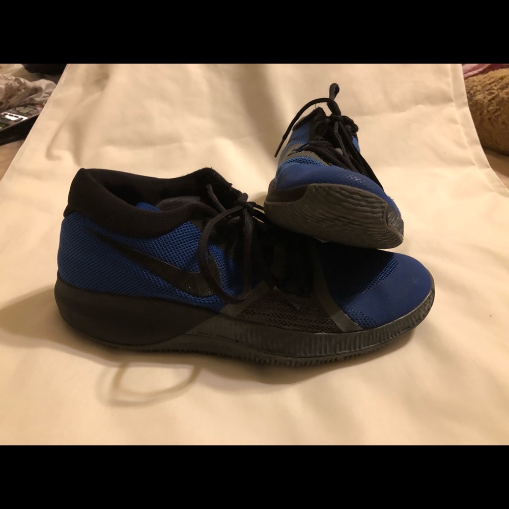 Nike Zoom Assersion Men’d Gym Shoes